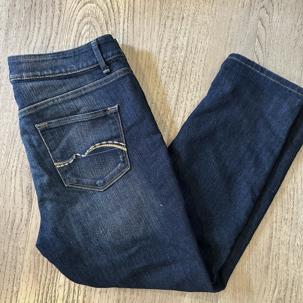 Sonoma Life + Style Modern Fit Capri Dark Wash Size 6 Stretch